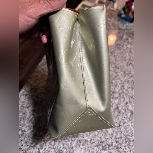 **SOLD**Louis Vuitton Monogram Vernis Reade PM Tote Handbag - Picture 7 of 10